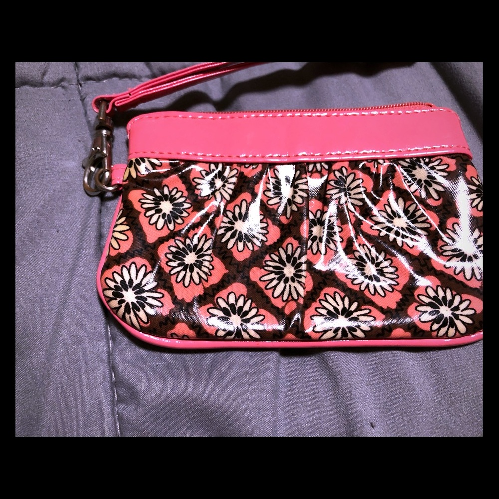 Vera Bradley patent leather wristlet